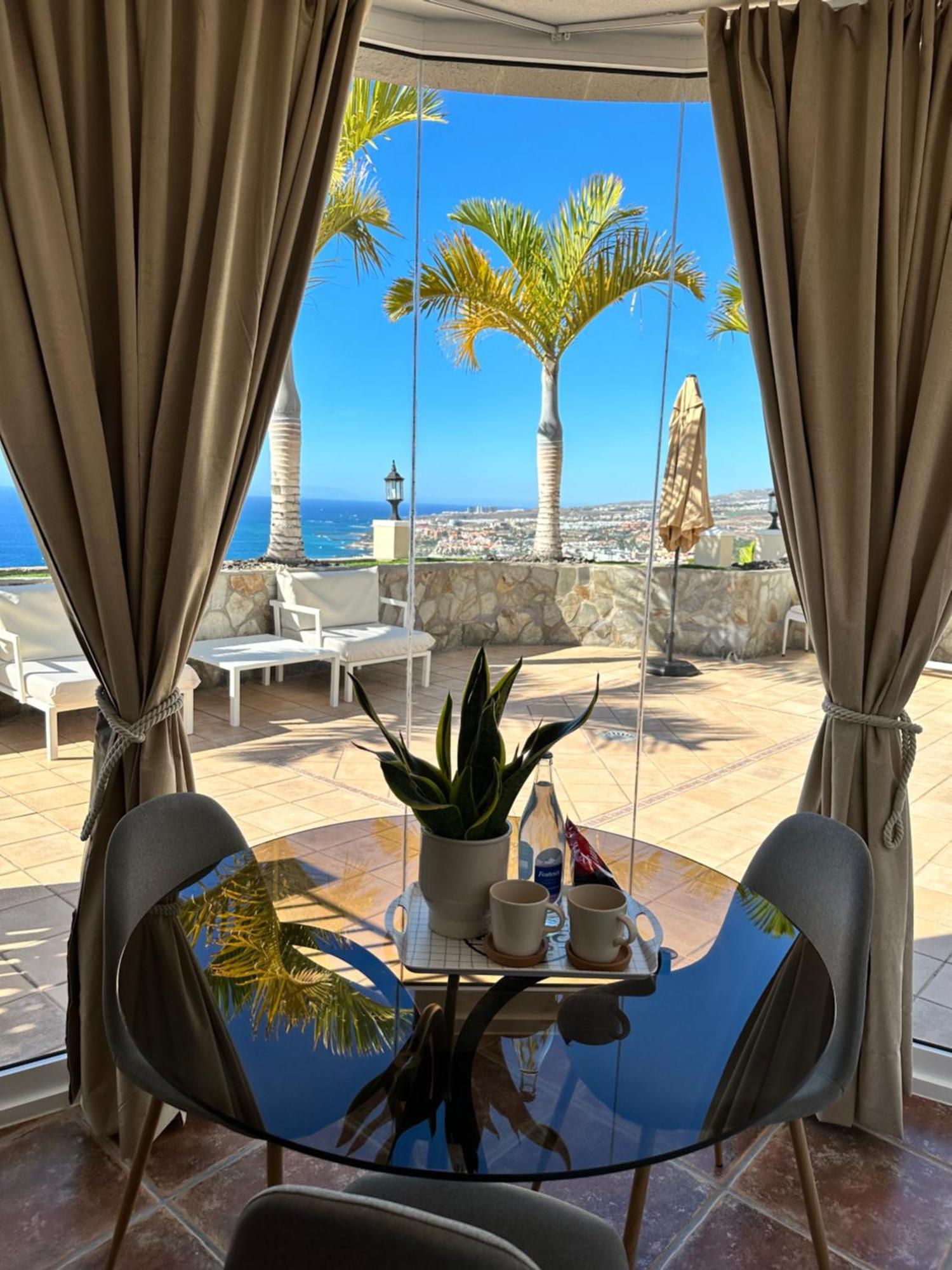 Boutique Villa Leicht & Friends Costa Adeje  ภายนอก รูปภาพ