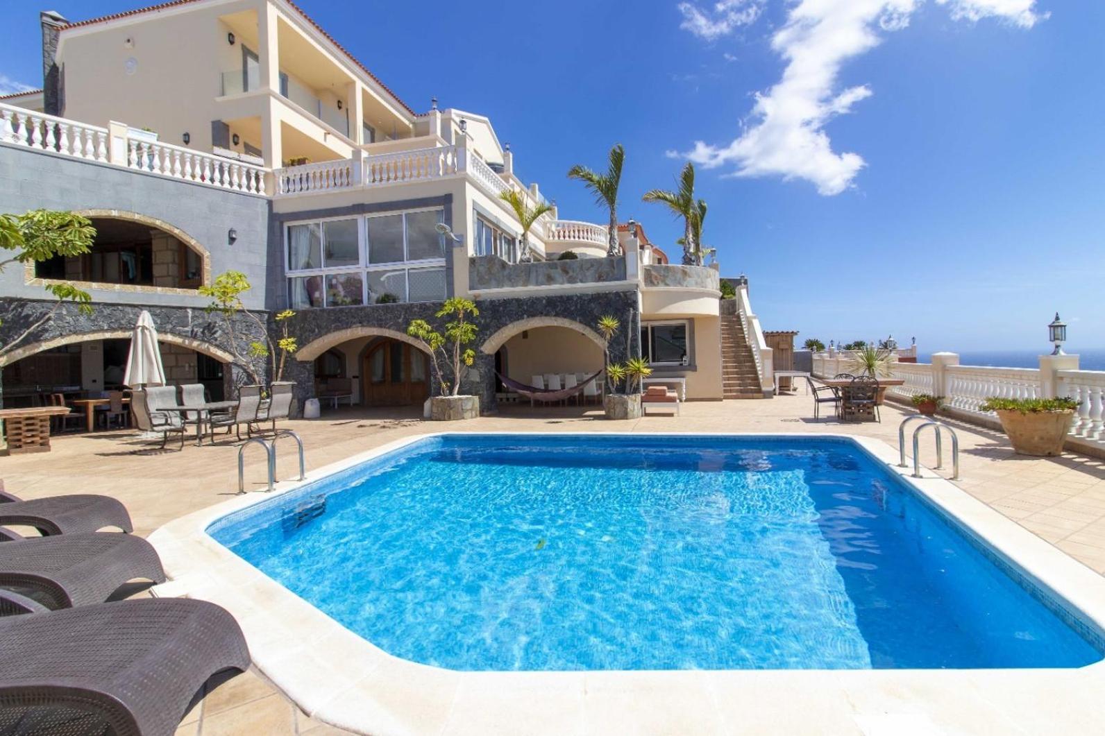 Boutique Villa Leicht & Friends Costa Adeje  ภายนอก รูปภาพ